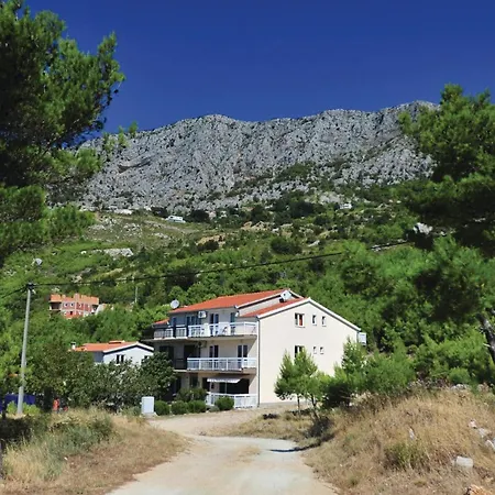 1 Bedroom Awesome In *